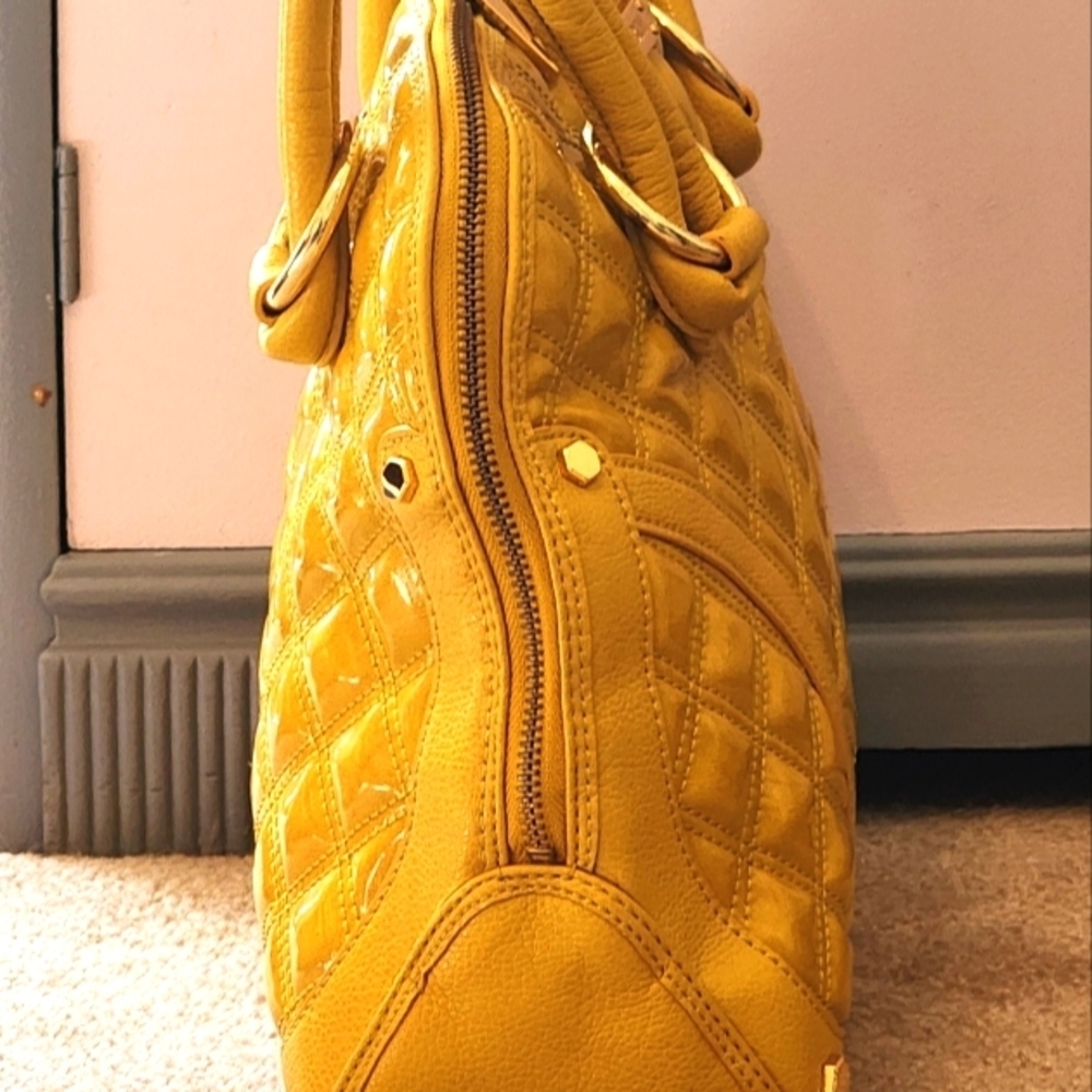 Gianni Bini Shoulder Bag - Picture 4 of 14